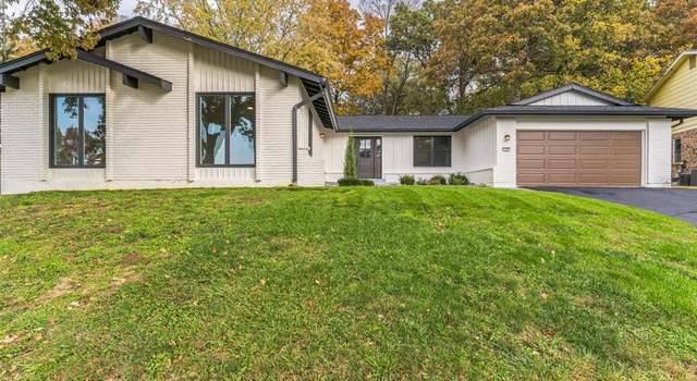 Photo of 11 Forrester Dr, Manchester, MO 63011