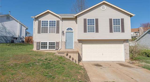 Photo of 5576 Oakville Heights Ct, St Louis, MO 63129