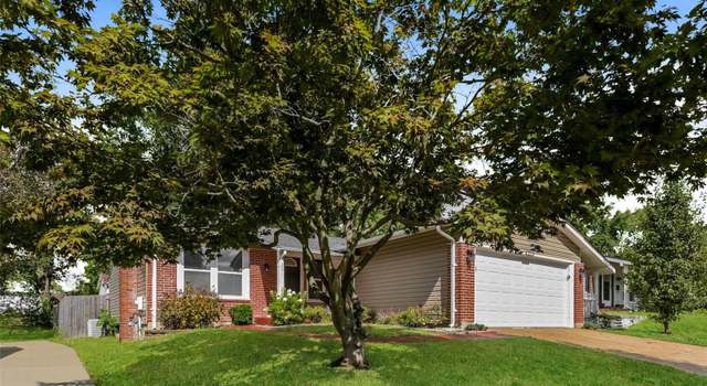 Photo of 3611 Heather Trails Dr, Florissant, MO 63031