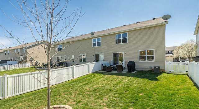 Photo of 1325 New Charter Ln, O'fallon, MO 63366