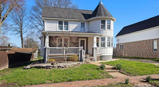 Photo of 211 E Alton St, Marine, IL 62061
