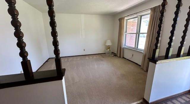 Photo of 301 Gum Tree Dr, St Charles, MO 63301