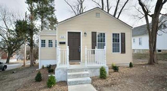 Photo of 1028 N 4th St, St Charles, MO 63301