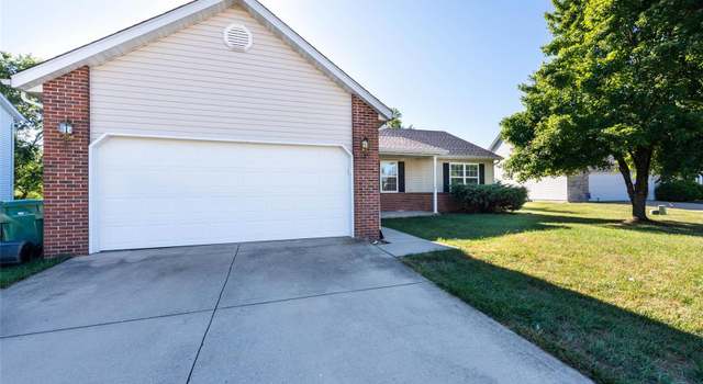 Photo of 1114 Tazewell Dr, O'fallon, IL 62269