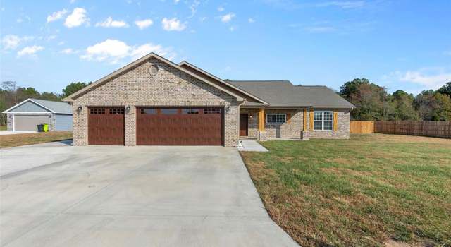Photo of 20 Bartlett Ct, Benton, MO 63736