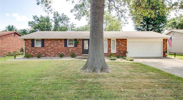 Photo of 511 Oregon St, Bethalto, IL 62010