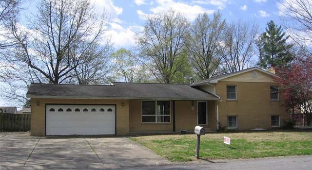 Photo of 472 E 3rd St, Trenton, IL 62293
