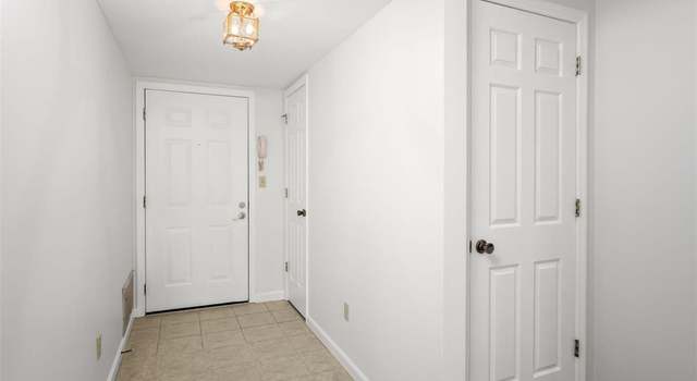 Photo of 8808 Pardee Forest Dr Unit A, St Louis, MO 63123
