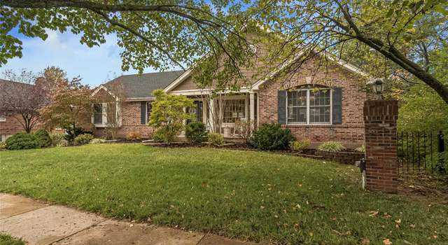 Photo of 15701 Heathercroft Dr, Chesterfield, MO 63017