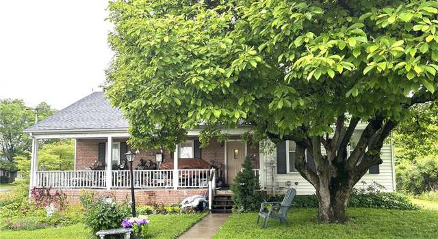 Photo of 919 S 5th St, Greenville, IL 62246