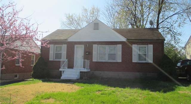 Photo of 10424 San Carlos Ln, St Ann, MO 63074