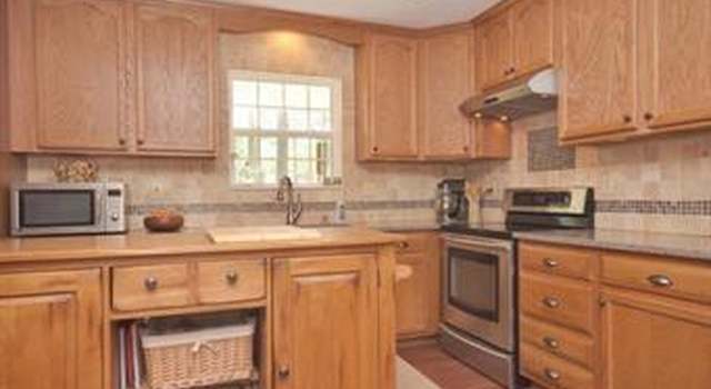 Photo of 9 Nottingham Ct, Lake Sherwood, MO 63357
