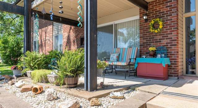 Photo of 10077 N Bunker Hill Dr Unit A, St Louis, MO 63123
