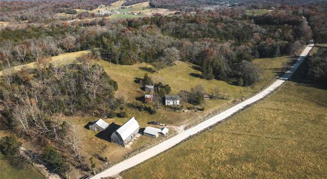 Photo of 2575 County Road 612, Freeburg, MO 65035