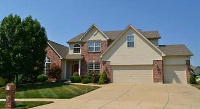 Photo of 45 Huntcliff Ct, Lake St Louis, MO 63367
