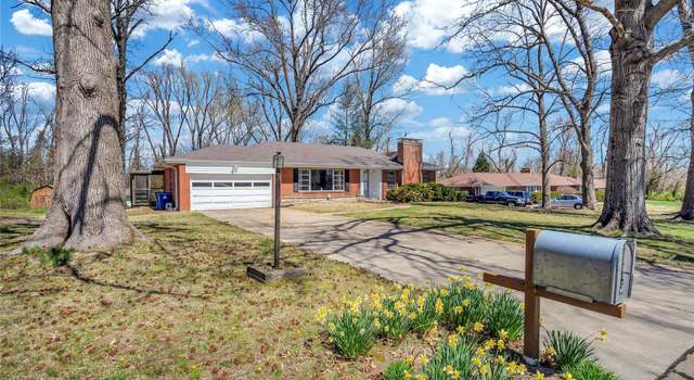 Photo of 5 Nob Hl, St Louis, MO 63138