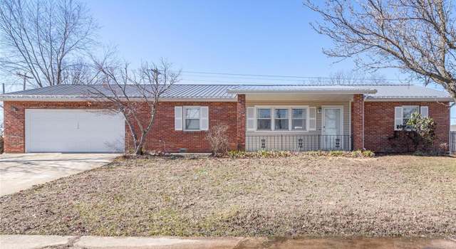 Photo of 104 Phoenix Ave, St Robert, MO 65584