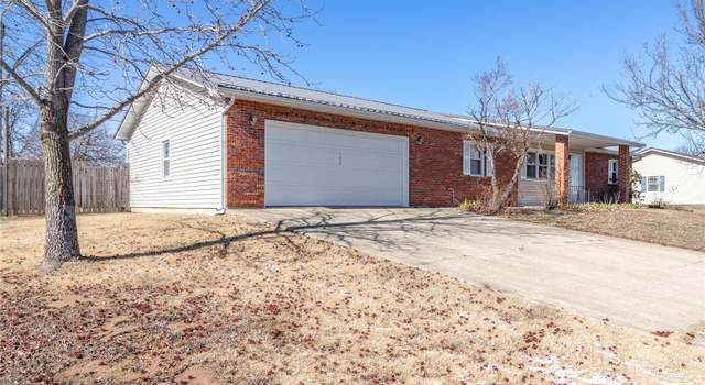 Photo of 104 Phoenix Ave, St Robert, MO 65584