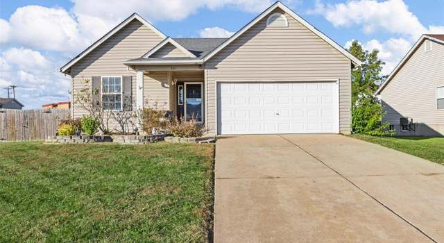 Photo of 201 Hawks Rest Ct, Winfield, MO 63389
