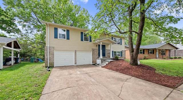 Photo of 2372 Battlefield Dr, Florissant, MO 63031