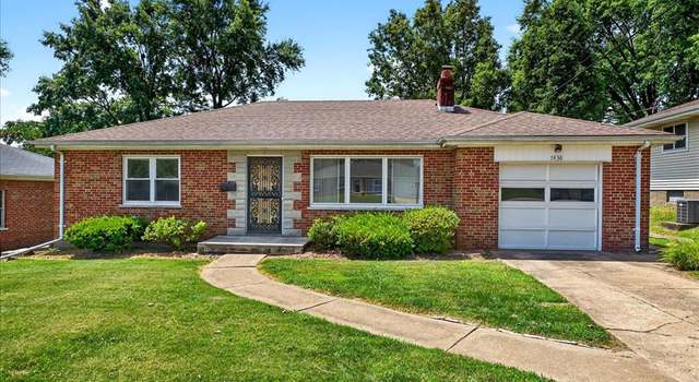 Photo of 7438 Cheshire Ln, Affton, MO 63123