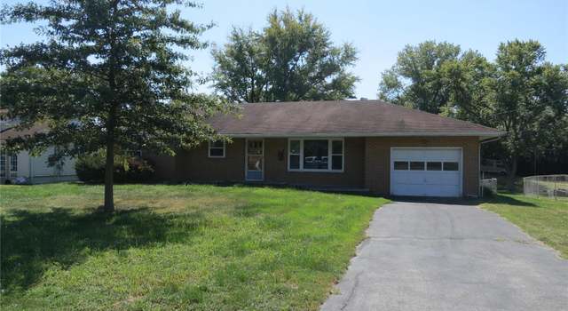 Photo of 52 Cottage Ave, Cottage Hills, IL 62018