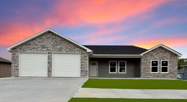 Photo of 763 Vine Dr, Holts Summit, MO 65043