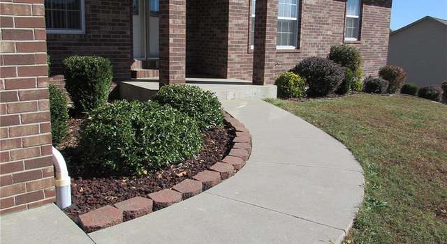 Photo of 162 Ridgeview Dr, St Robert, MO 65584