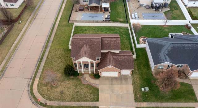 Photo of 416 Chadwyck Dr, Glen Carbon, IL 62034