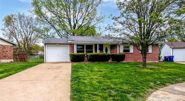Photo of 2331 Battlefield Dr, Florissant, MO 63031