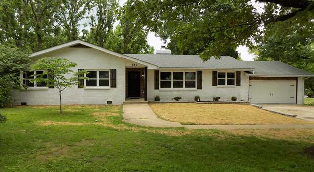Photo of 633 E Eldon St, St James, MO 65559