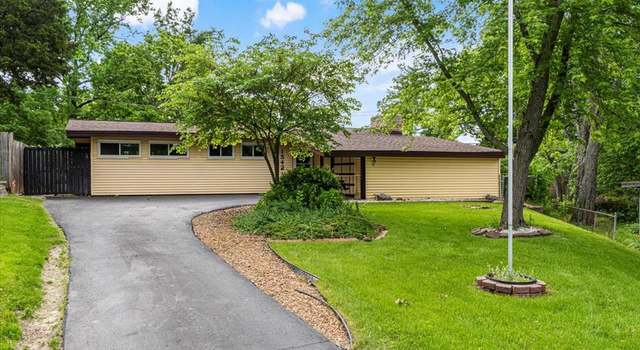 Photo of 1542 Fournier Dr, Crestwood, MO 63126