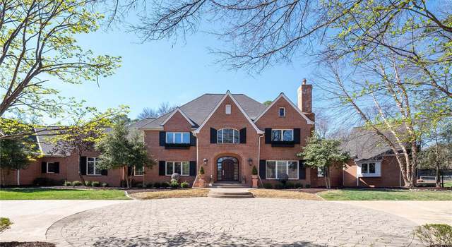 Photo of 8 Huntleigh Woods, St Louis, MO 63131