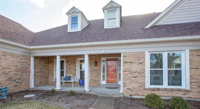 Photo of 2212 Stonebriar Ridge Dr, Chesterfield, MO 63017