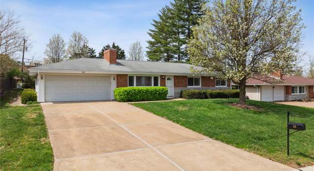 Photo of 115 Vlasis Dr, Ballwin, MO 63011