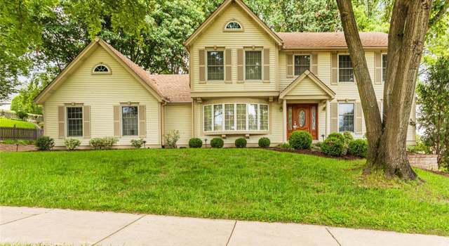 Photo of 384 Greentrails Dr S, Chesterfield, MO 63017