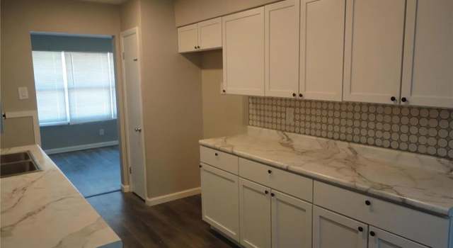Photo of 2008 Bella Clare Dr, St Louis, MO 63136