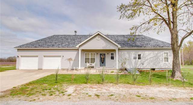 Photo of 601 Promenade St, Kane, IL 62054