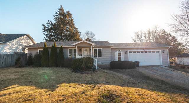 Photo of 1030 Pond St, Sullivan, MO 63080
