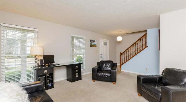 Photo of 521 Rancho Ln, Florissant, MO 63031