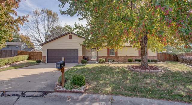 Photo of 2320 Cotswold Cir, Belleville, IL 62221
