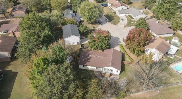 Photo of 2320 Cotswold Cir, Belleville, IL 62221