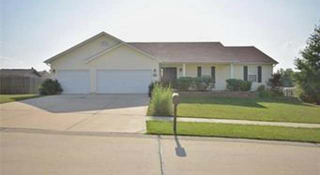 Photo of 5 Thoroughbred Dr, Wright City, MO 63390