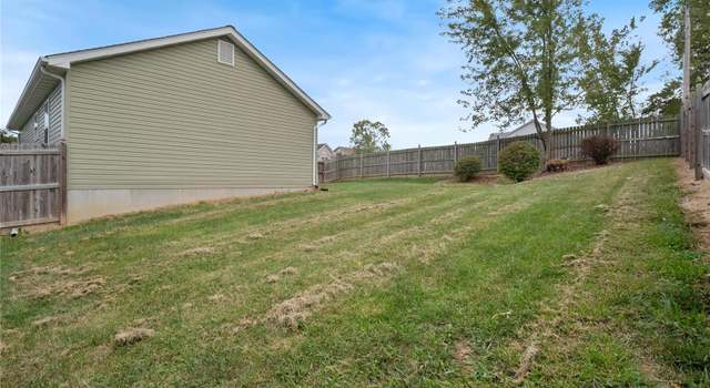 Photo of 281 West Ave, Winfield, MO 63389