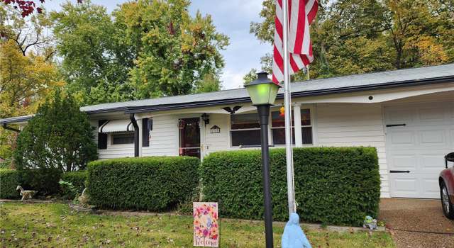Photo of 2752 Lakeport Dr, Maryland Heights, MO 63043