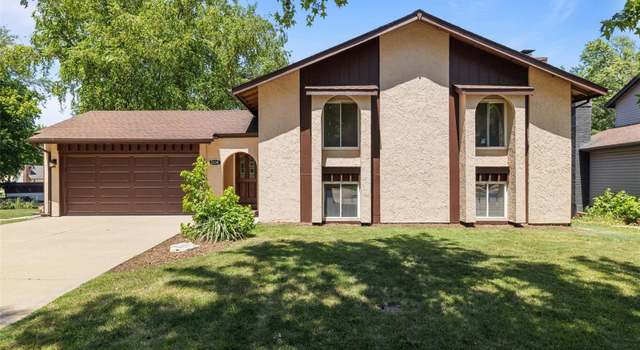 Photo of 2338 Pheasant Run Dr, Maryland Heights, MO 63043