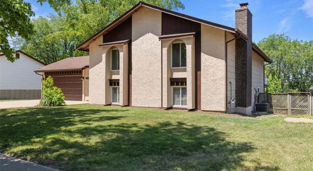 Photo of 2338 Pheasant Run Dr, Maryland Heights, MO 63043
