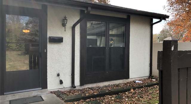 Photo of 11156 Towering Pines Dr, St Louis, MO 63136