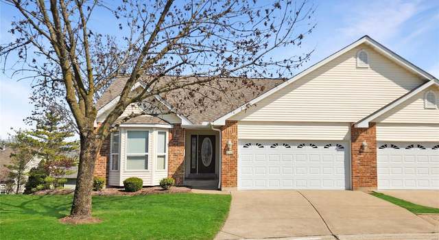Photo of 3162 Country Bluff Dr Unit 37A, St Charles, MO 63301