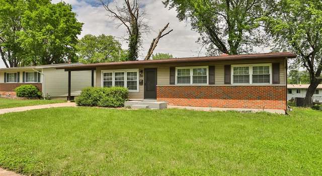Photo of 785 Manresa Ln, Florissant, MO 63031